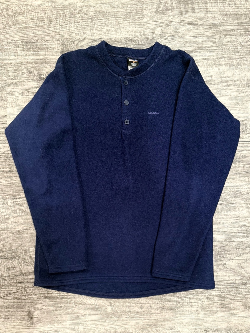 Patagonia Navy Men’s Henley Fleece Pullover